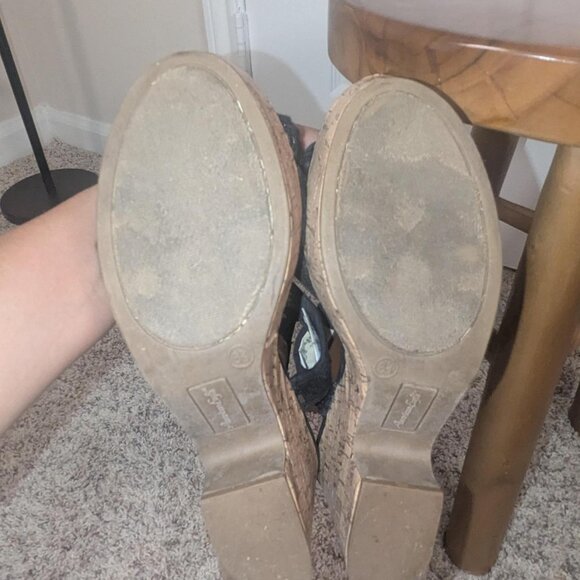 American Eagle Black Lace Up Wedge Sandals- Size 8.5 - Picture 4 of 4